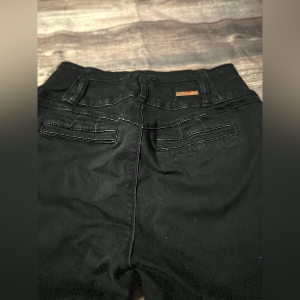 Jeans - Picture 7 of 8